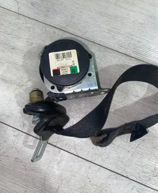 Mitsubishi Colt Rear seatbelt 602441100B 06101 F0200R0000