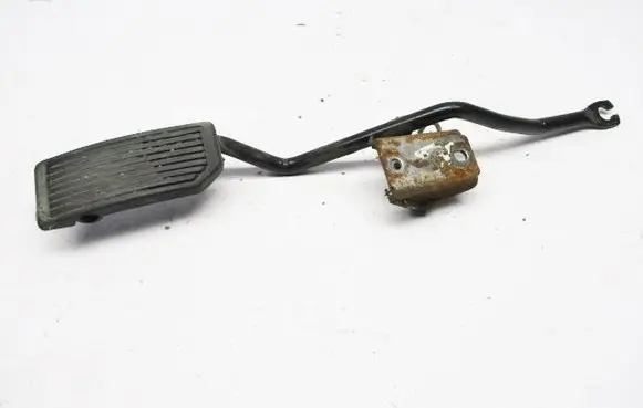 Nissan Serena Accelerator throttle pedal