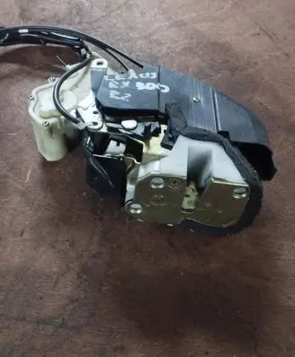 Lexus RX 300 Rear door lock