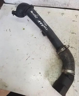 Volkswagen Touran III Intercooler hose/pipe 04l145770s