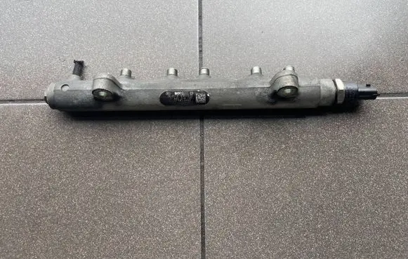 Honda Civic Fuel main line pipe 0445214121