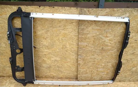 Parcel shelf load cover