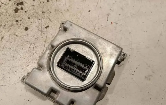 Audi Q7 4M Headlight ballast module Xenon 7PP941572AA 7PP941572A W003T25073