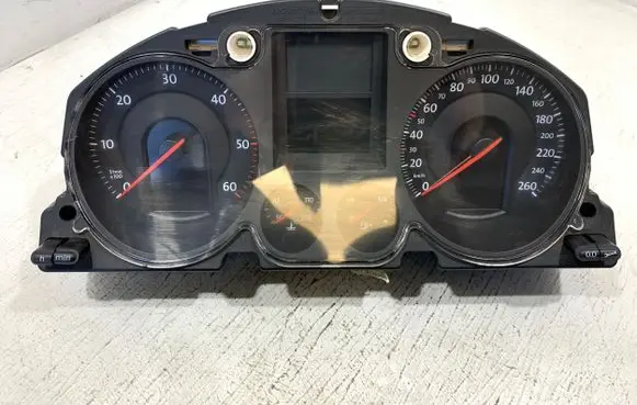 Volkswagen PASSAT B6 Speedometer (instrument cluster) 3C0920860A V0013000 SW3930
