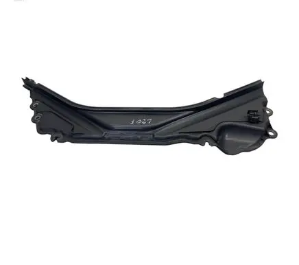 BMW 4 F32 F33 Wiper trim 7331243 15677210
