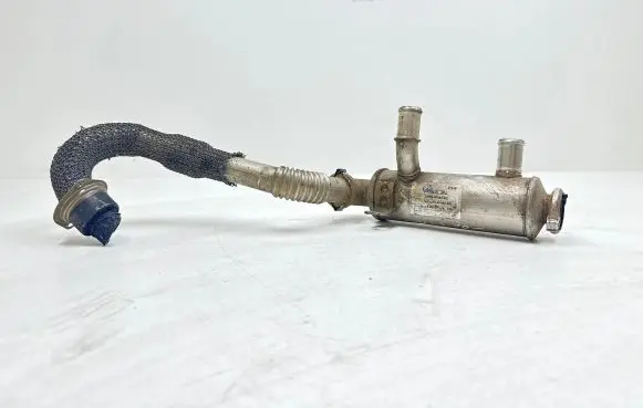 Ford Focus EGR valve cooler 3M5Q9F464BC 352010 V113H9P445BB