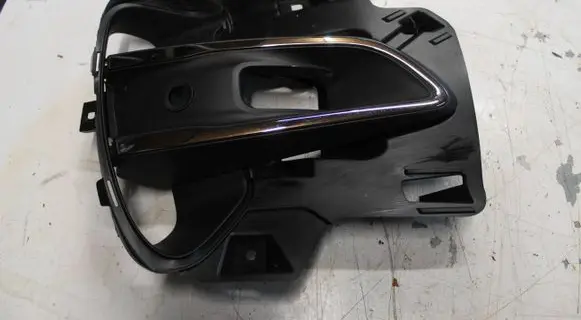 Renault Zoe Front bumper lower grill 