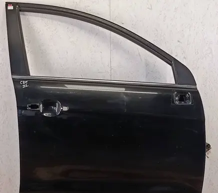 Chevrolet Captiva Front door