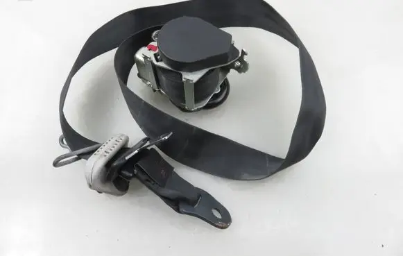 Peugeot 207 Front seatbelt 