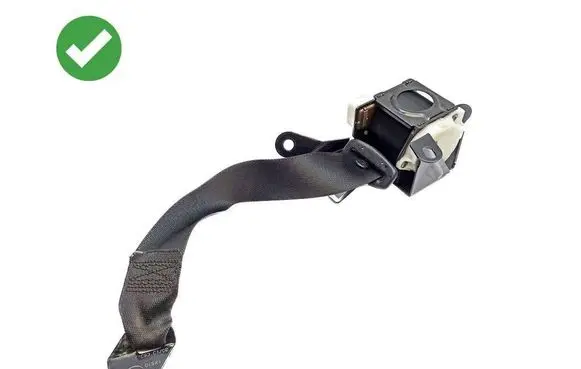 Mercedes-Benz CLK A209 C209 Rear seatbelt 2038601785 A2098680114 6002001