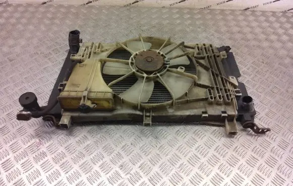 Toyota Corolla E120 E130 Radiator cooling fan shroud