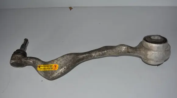 BMW 1 E81 E87 Front lower control arm/wishbone