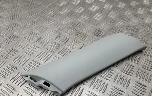 (C) pillar trim