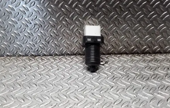Clutch pedal sensor
