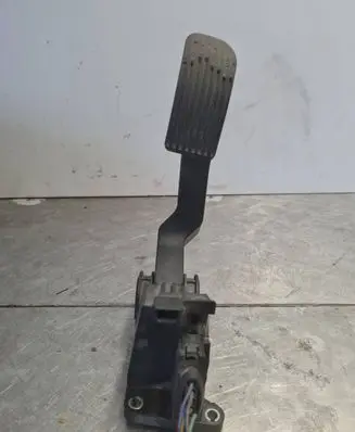 Mercedes-Benz Sprinter W901 W902 W903 W904 Accelerator throttle pedal A9013000404 486111378 0281002335