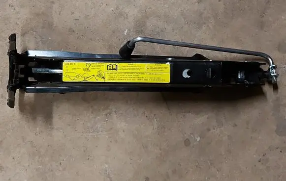 Audi Q5 SQ5 Lift Jack 8R0011031