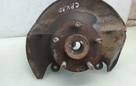 Honda CR-V Front wheel hub