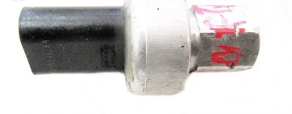 Fiat Freemont Air conditioning (A/C) pressure sensor 68156982AA 2113B01XX7