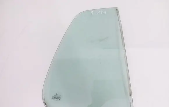 Volkswagen Golf III Rear vent window glass 43R001057
