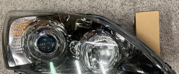 Honda CR-V Headlight/headlamp 33101SWWG01