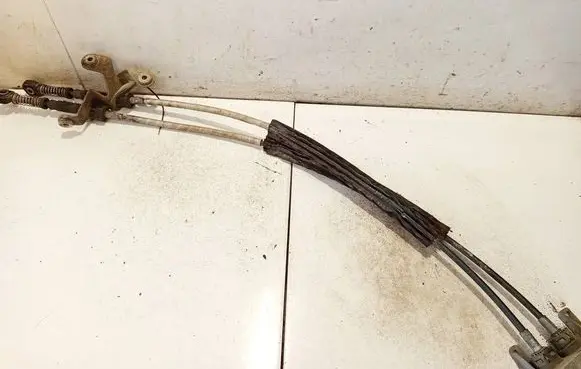 Audi A3 S3 8P Gear shift cable linkage 1k0711265b