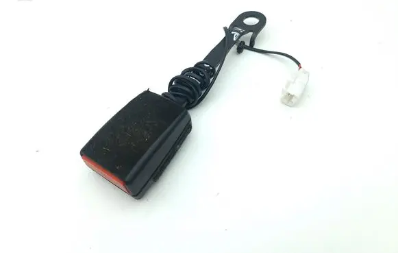Maserati Quattroporte Front seatbelt buckle 33018426