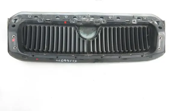 Skoda Octavia Mk1 (1U) Front grill 1U0853651E