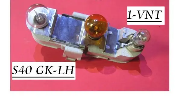 Volvo S40, V40 Tail light bulb cover holder 28562005