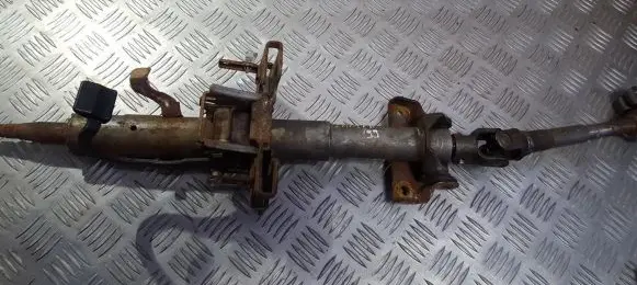 Hyundai Lantra II Steering wheel axle