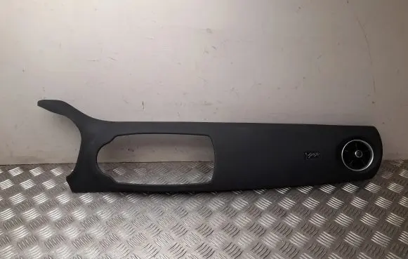 Toyota Yaris Panel trim 554700D090