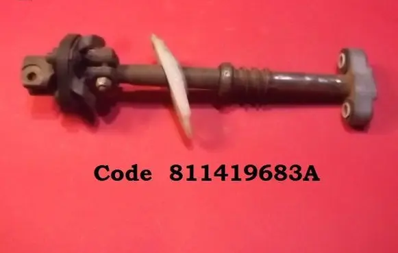 Volkswagen PASSAT B2 Steering column universal joint 811419683A