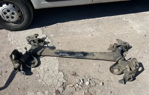 Renault Megane IV Rear axle beam