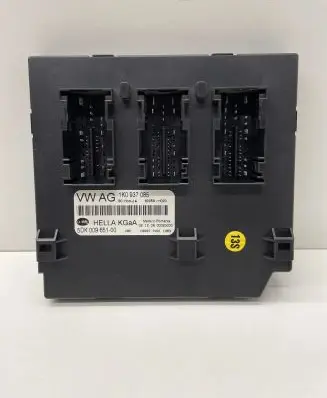 Volkswagen Golf VI Comfort/convenience module 1K0937085