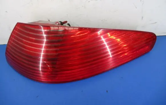 Peugeot 607 Rear/tail lights