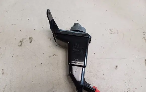 Audi A4 S4 B6 8E 8H Power steering fluid tank/reservoir 8E0422371B