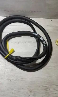 Alfa Romeo Stelvio Front door rubber seal