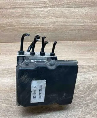 Audi A4 S4 B7 8E 8H ABS Pump 8E0614517BH 8E0910517J014