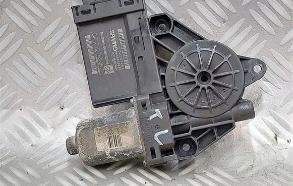 Volvo XC40 Rear door window regulator motor 32283267