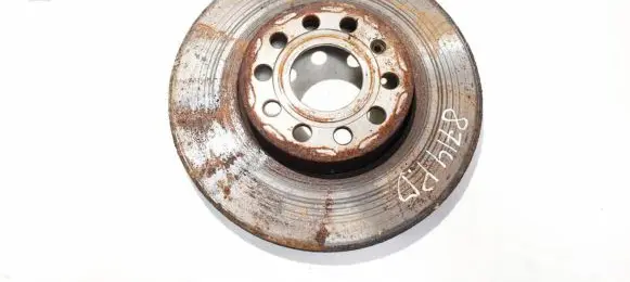 Volkswagen Golf Plus Front brake disc ventiliuojamas