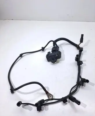 BMW 5 F10 F11 Glow plug pre-heat relay 8519472 0522140104