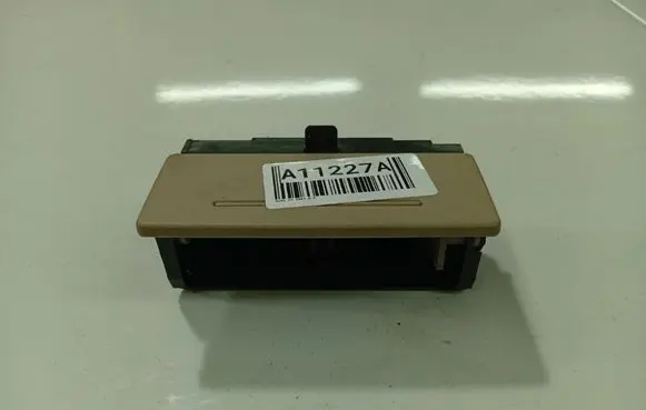 Audi Q7 4L Car ashtray 4B0857406BC