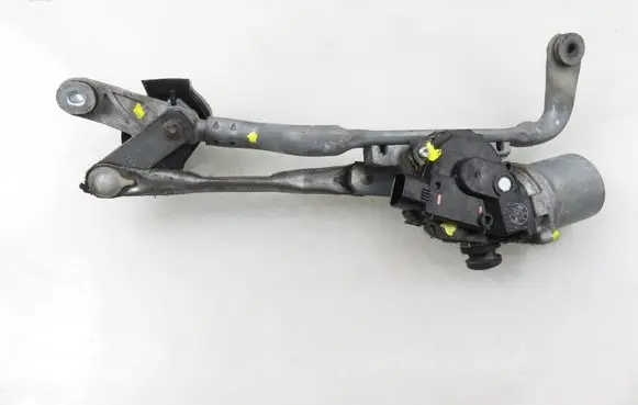 Toyota Yaris Front wiper linkage 851100D191