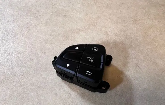 Mercedes-Benz C W205 Steering wheel trim A0999050200 0999051000