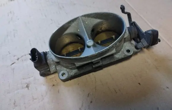 Lincoln Navigator Throttle valve F4SF9B989