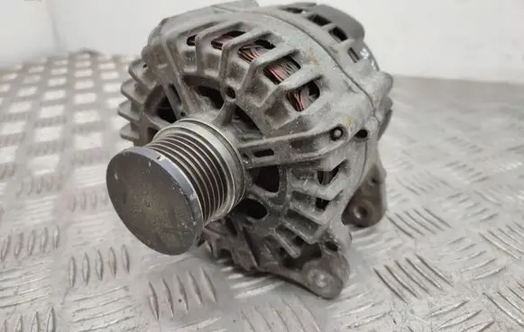 Audi A6 C7 Generator/alternator 03L903017B