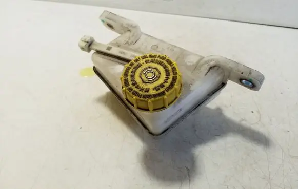 MG ZS Brake fluid reservoir 06335610931