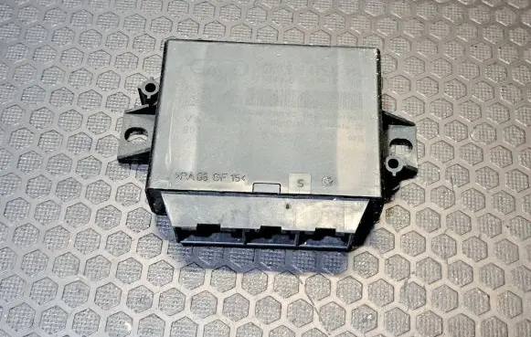 Audi A4 S4 B8 8K Parking PDC control unit/module 8K0919475A