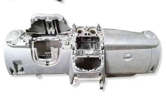 Dacia Duster Dashboard 681006566R 681009697R
