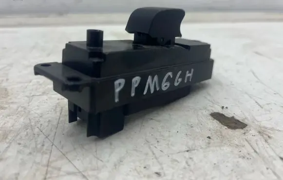 Mazda 6 Electric window control switch GS1D66370