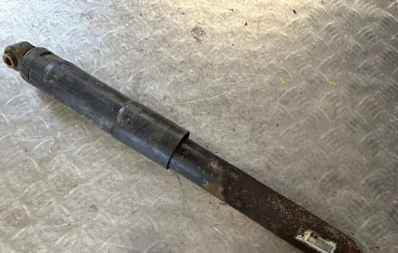 Jeep Grand Cherokee (WJ) Rear shock absorber/damper 2A19432A P52088950AK